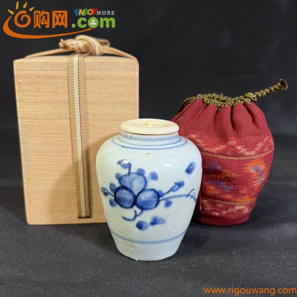 中国美術 明末 青花三多茶葉罐 高8.5cm (UN052)【梅花堂】