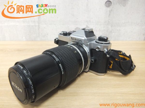 D-02021 Nikon FE シルバー NIKKOR 200mm 1:4 ニコン カメラレンズ2本付き フィルムカメラ 一眼レフ 現状品 送料無料