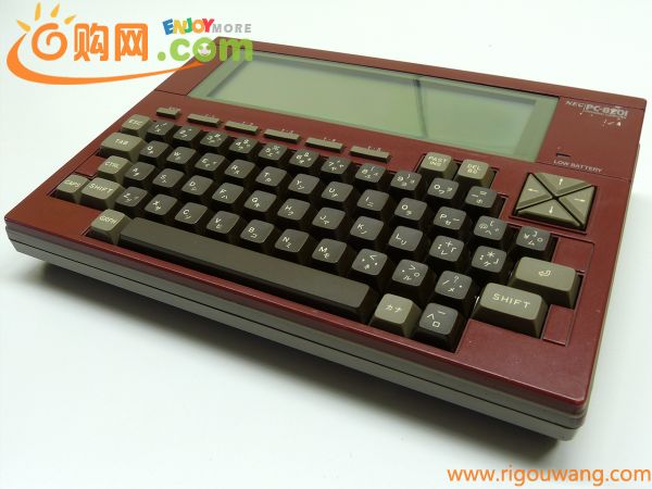 ◆NEC 旧型PC ハンドヘルドコンピュータ PC-8201 カラー：赤【中古/液晶×/通電〇/ジャンク】