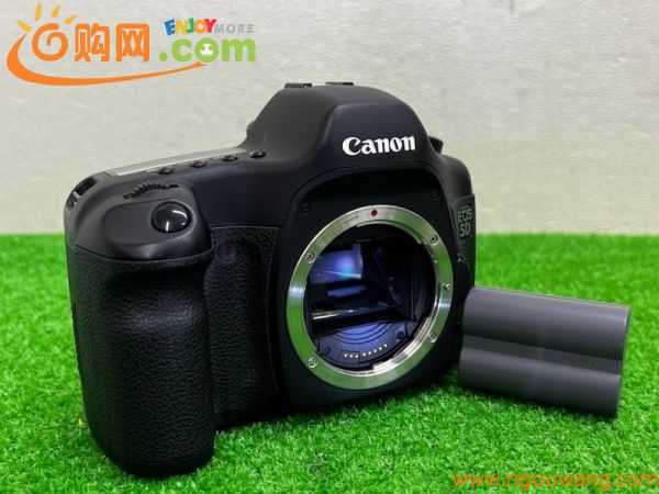 ♪1775　現状品　デジタル一眼レフカメラ　CANON　キヤノン　EOS 5D ボディのみ