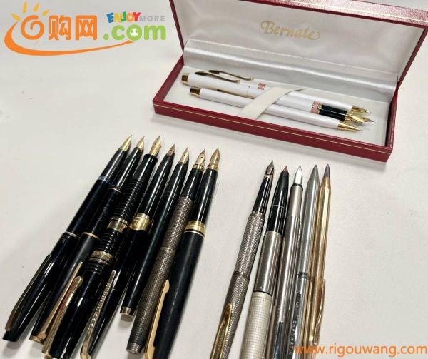 蘇や[KuY967]　文房具 おまとめ 万年筆他 PARKER/MONTBLANC/PILOT/他 14K/14K-585/18K/ ジャンク品 コンパクト