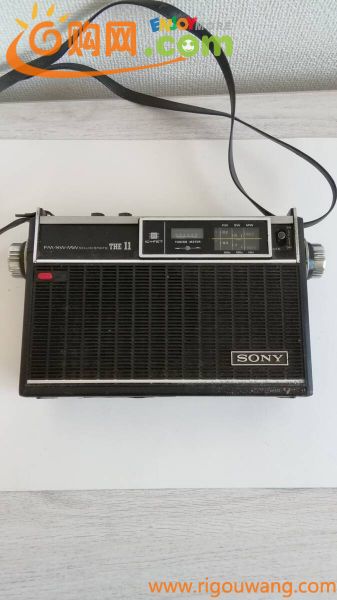 240330　SONY ソリッドステートTHE11 ICF-1100 FM SW MW 3バンドラジオ　訳ありジャンク品