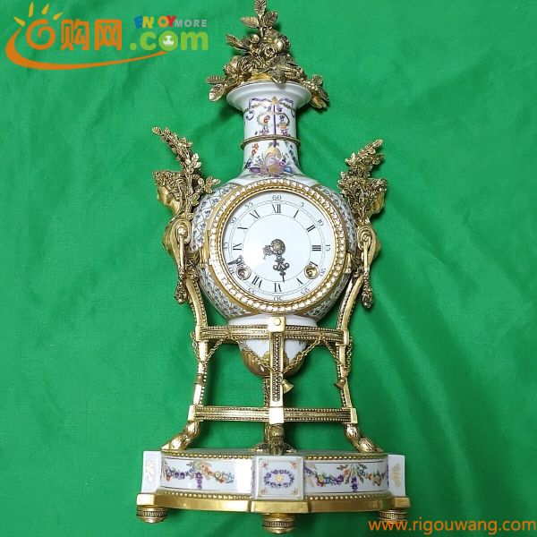 置時計 V&A MUSEUM Marie-Antoinette Clock マリーアントワネット マレーシア製 CRAFTED IN MALAYSIA 現状品 ジャンク 管理番号(KO)