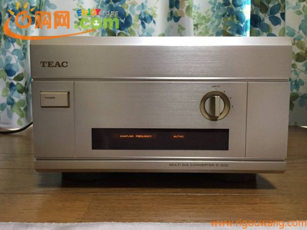 TEAC D- 500 MULTI D/A CONVERTER ただし要修理品